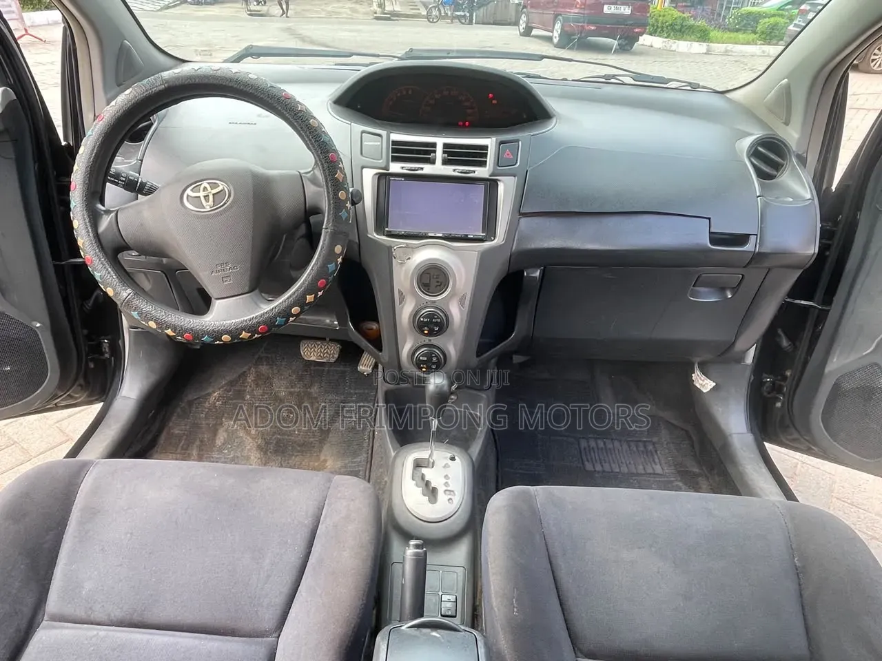 Toyota Vitz 2010 Black