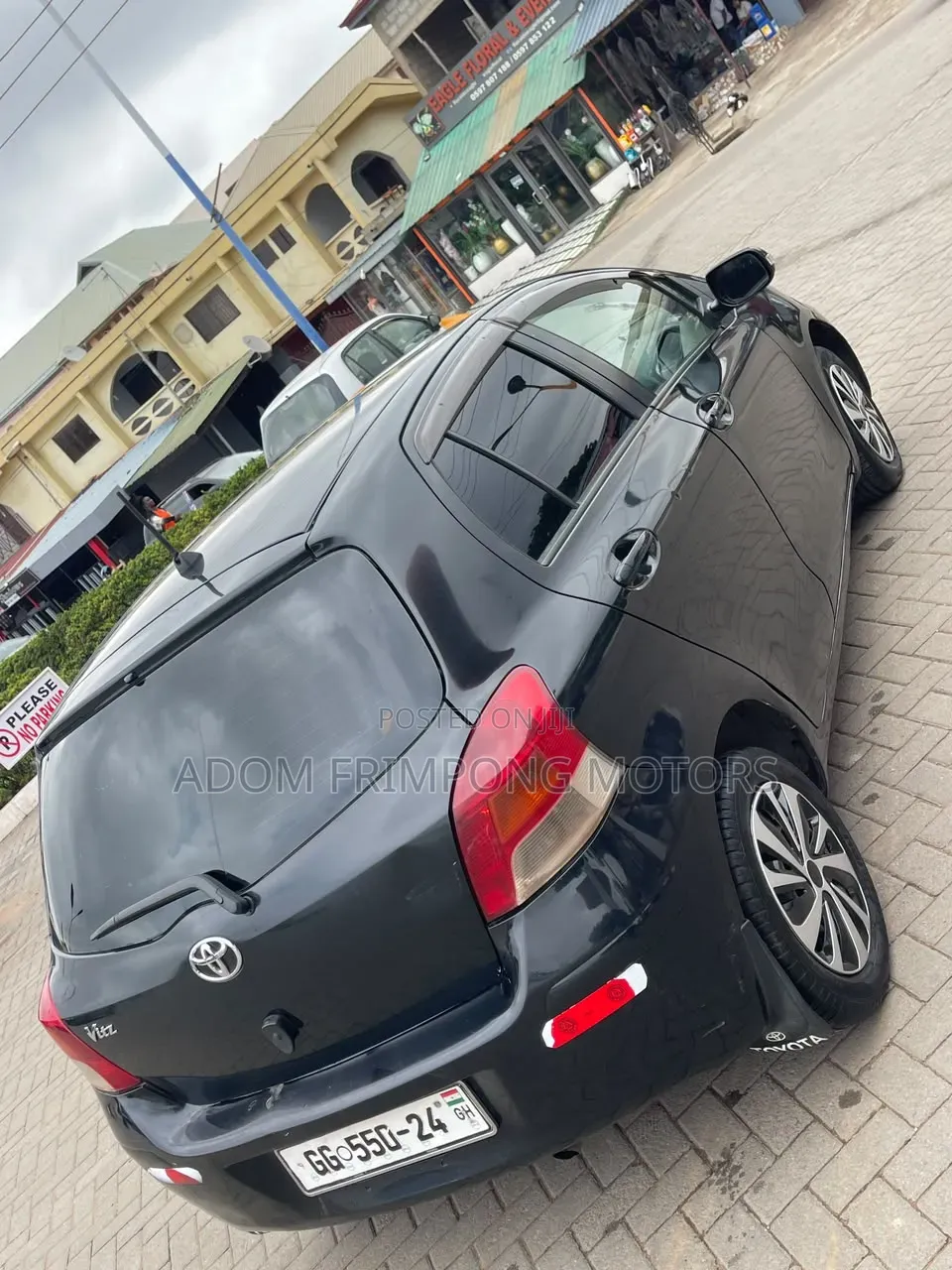 Toyota Vitz 2010 Black