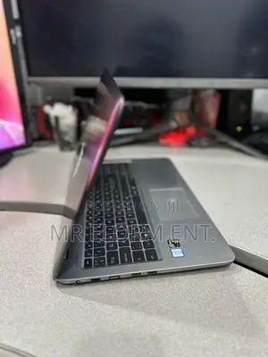 Laptop Asus K50IN 8GB Intel Core i5 SSD 256GB