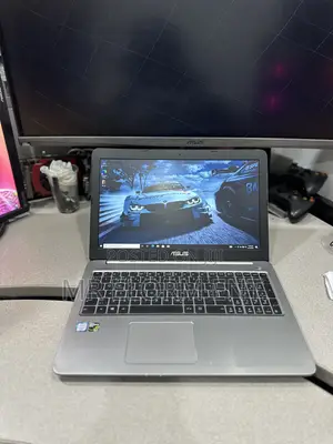 Laptop Asus K50IN 8GB Intel Core i5 SSD 256GB