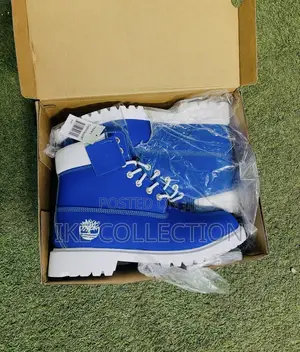 Solid Timberland Boots Available