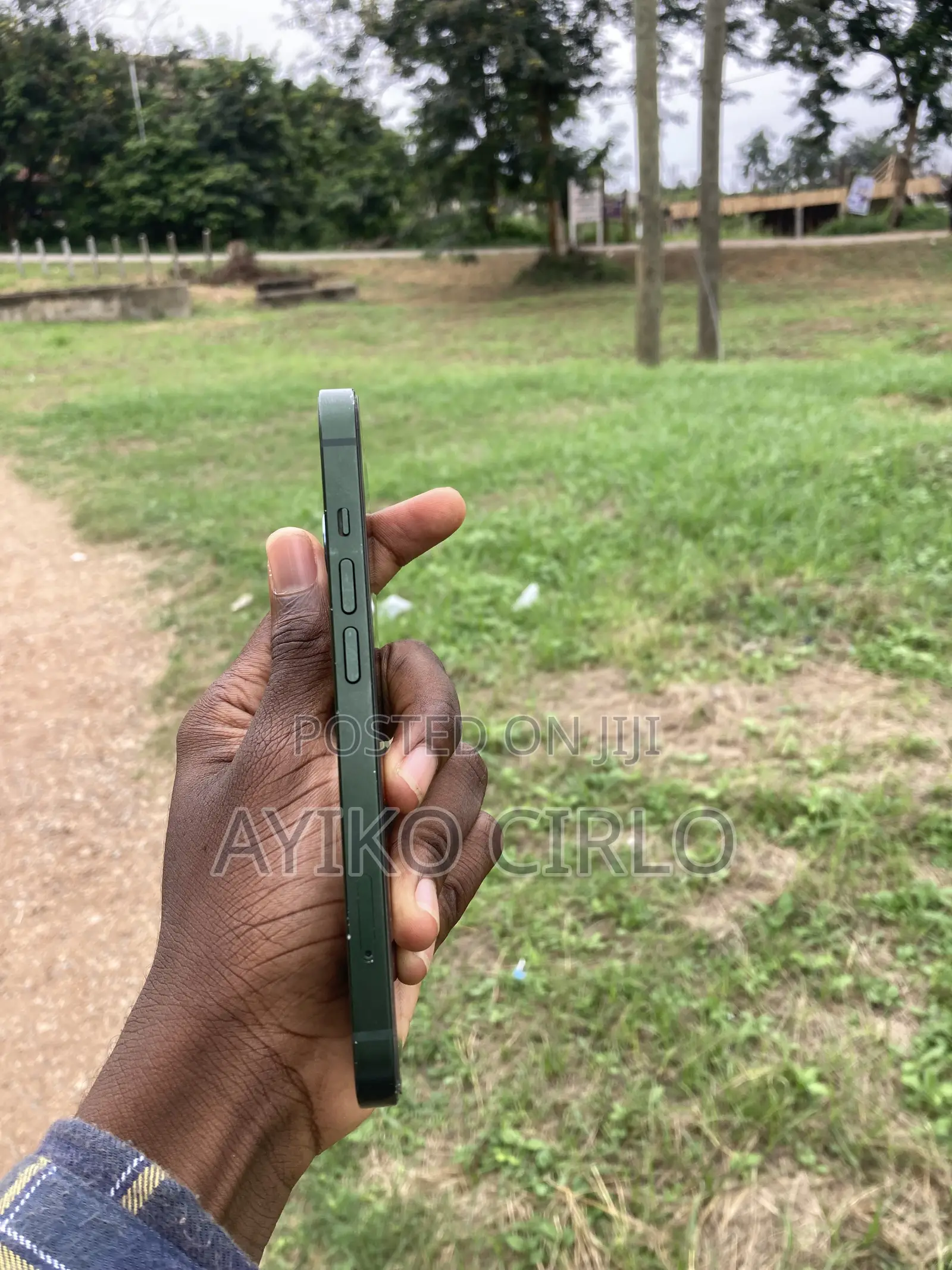 Apple iPhone 13 128 GB Green