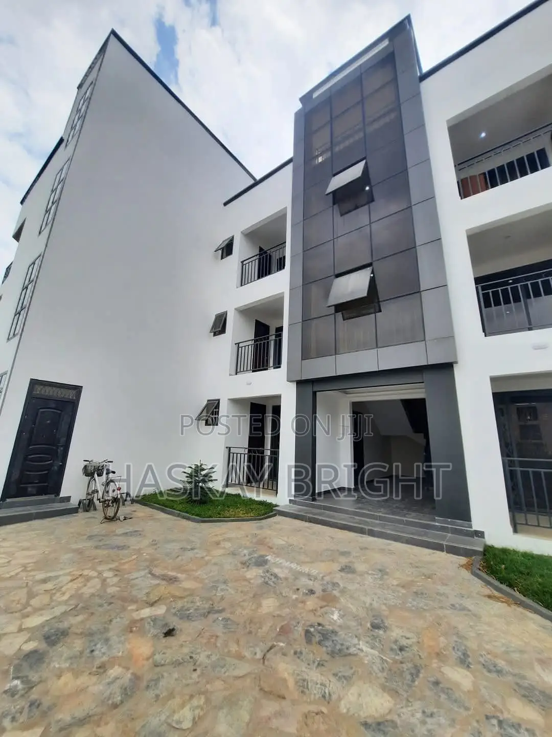2bdrm Apartment in Spintex for rent