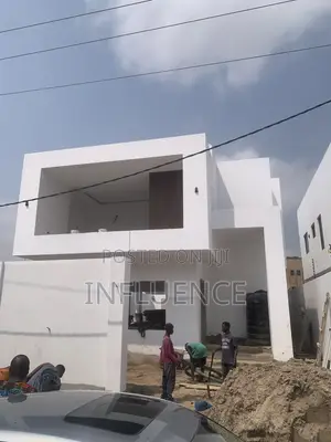 3bdrm House in East Legon for sale