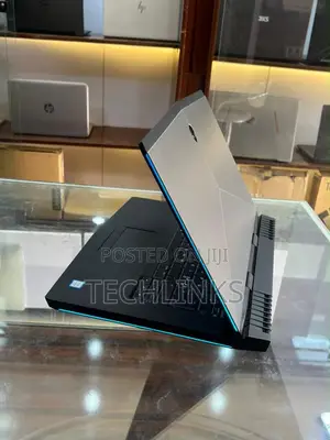 Laptop Alienware 15 R3 16GB Intel Core i7 HDD+SSD 1T