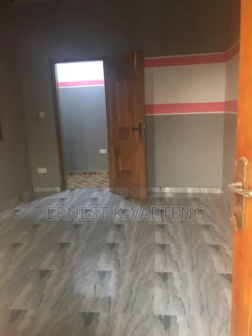 2bdrm House in Super Elite, Sowutwuom for rent