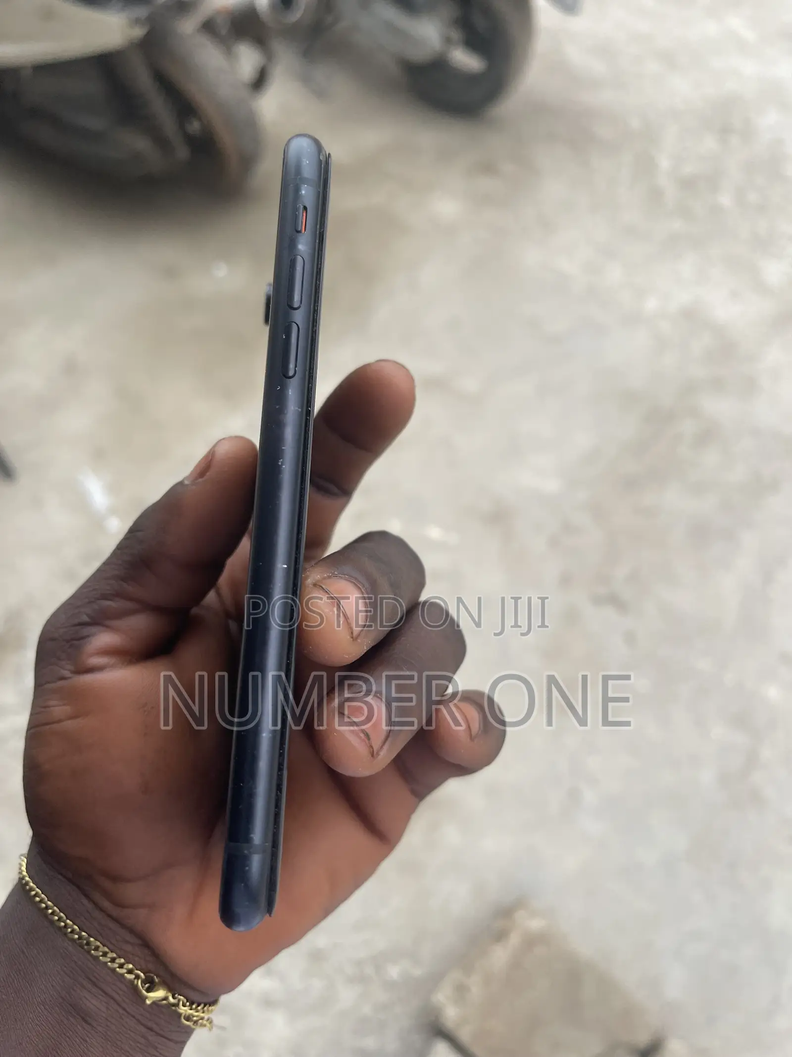 Apple iPhone XR 64 GB Black