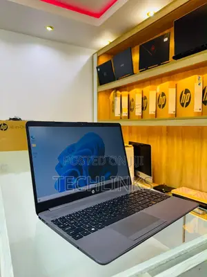 Laptop HP 255 G8 8GB AMD Ryzen 5 SSD 256GB