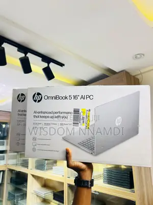 New Laptop HP OmniBook 5 16" 16GB AMD Ryzen 7 SSD 1T