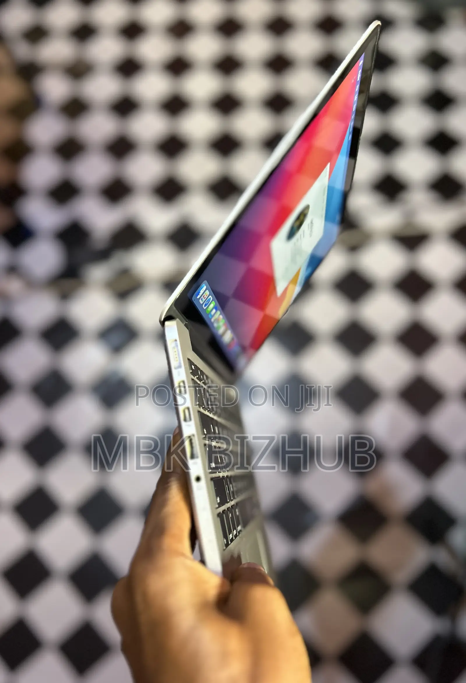 Laptop Apple MacBook Pro 2015 8GB Intel Core i5 SSD 256GB