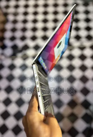 Laptop Apple MacBook Pro 2015 8GB Intel Core i5 SSD 256GB