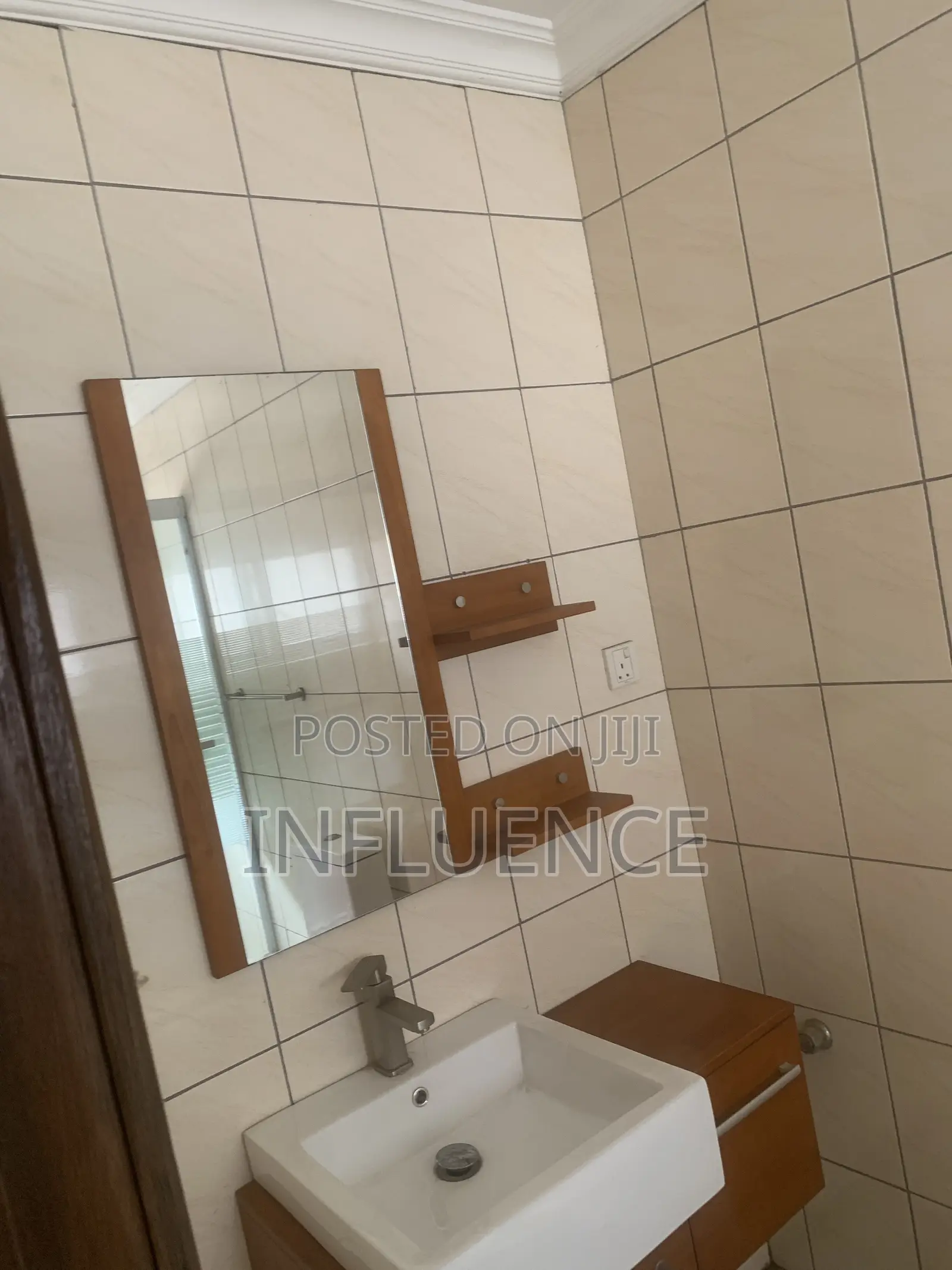 4bdrm House in East Legon for rent