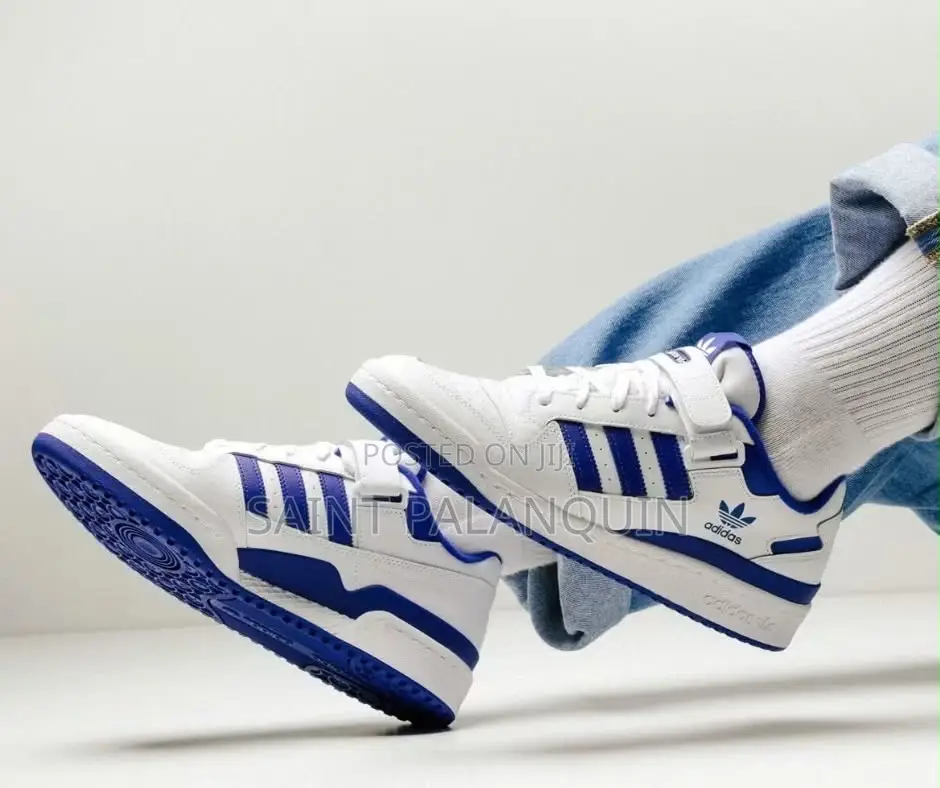 Adidas Forum Low Sneakers