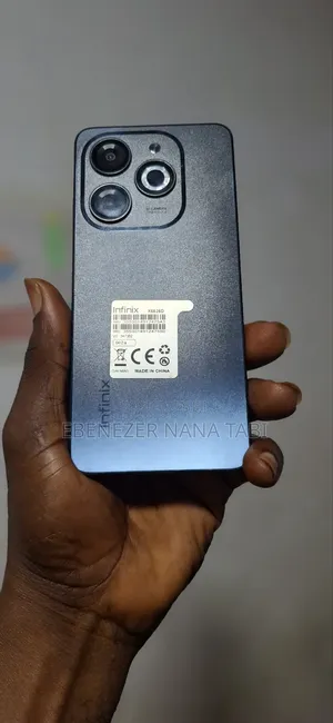 Infinix Smart 8 64 GB Black