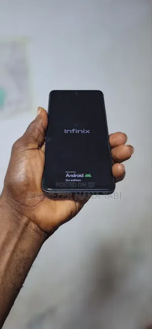 Infinix Smart 8 64 GB Black