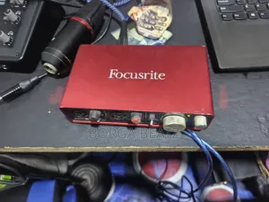 Focusrite 2i2 2nd Gen Studio Soundcard/Audio Interface