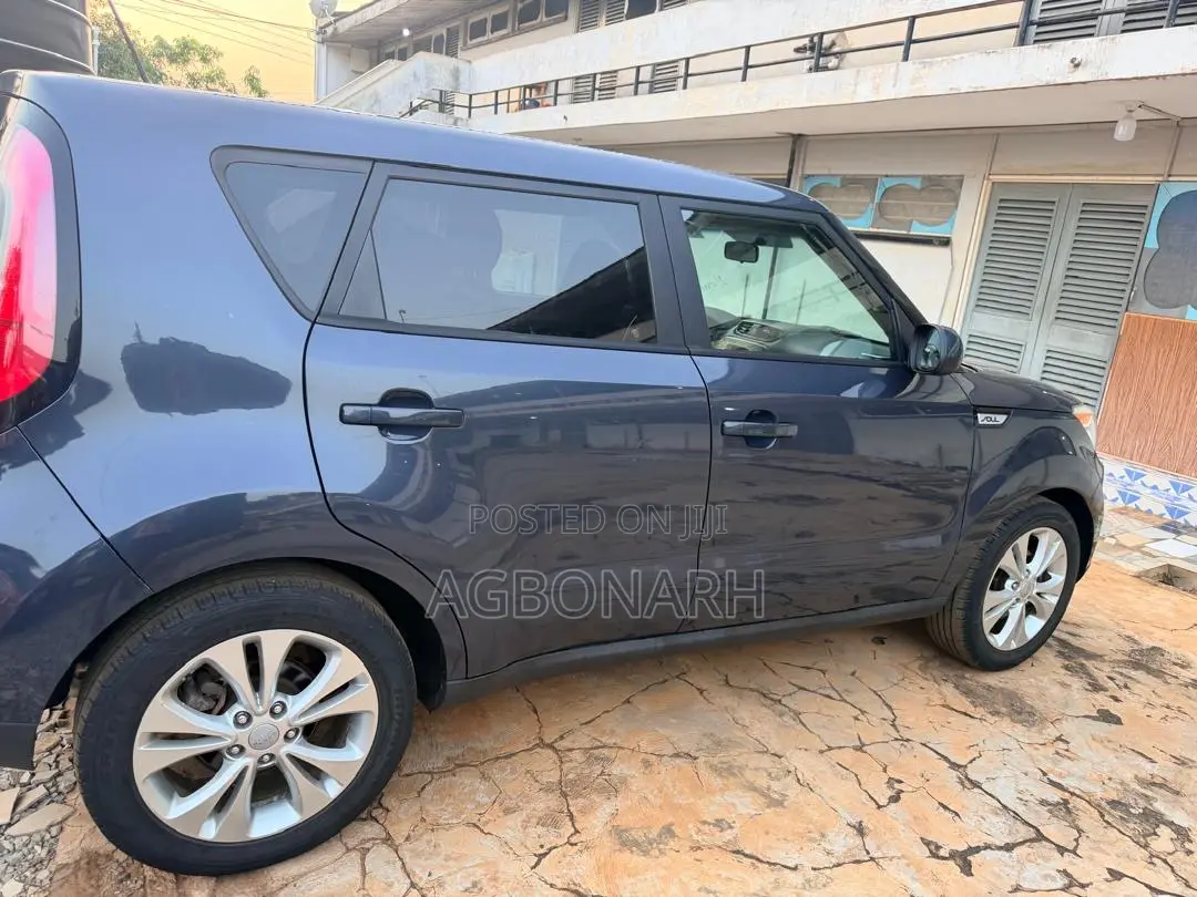 Kia Soul Base Hatchback 2017 Black