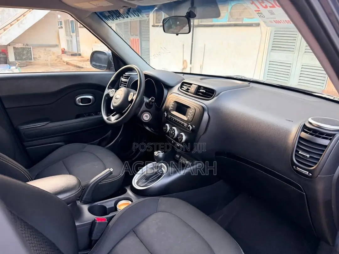 Kia Soul Base Hatchback 2017 Black
