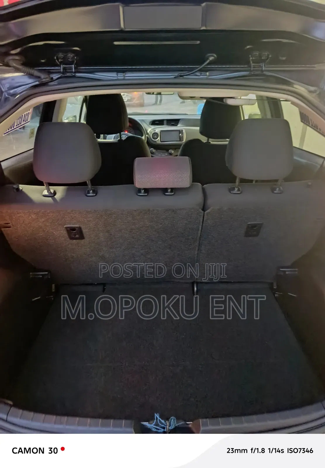 Toyota Vitz 1.3 AWD 5dr 2014 Black