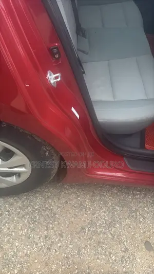 Hyundai Elantra SE Sedan FWD (2.0L 4cyl 6M) 2017 Red