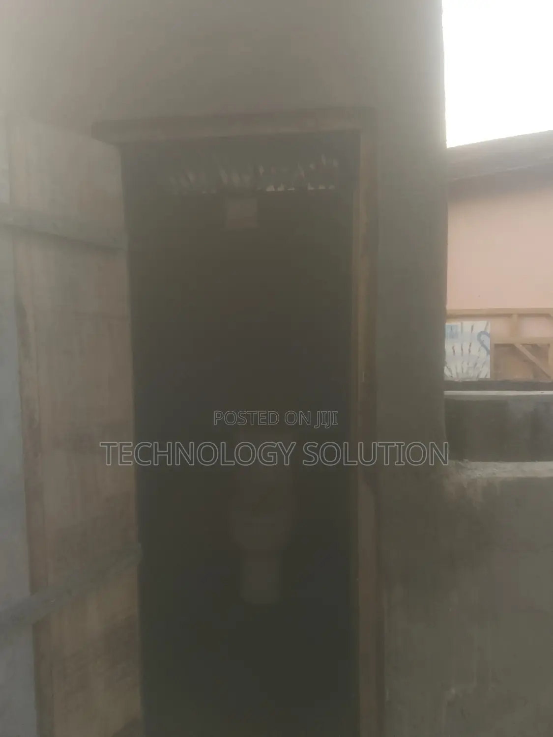 Complete Toilet, Water Closet and Biodigester for Your Home