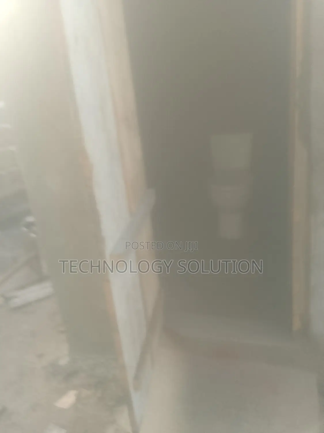 Complete Toilet, Water Closet and Biodigester for Your Home