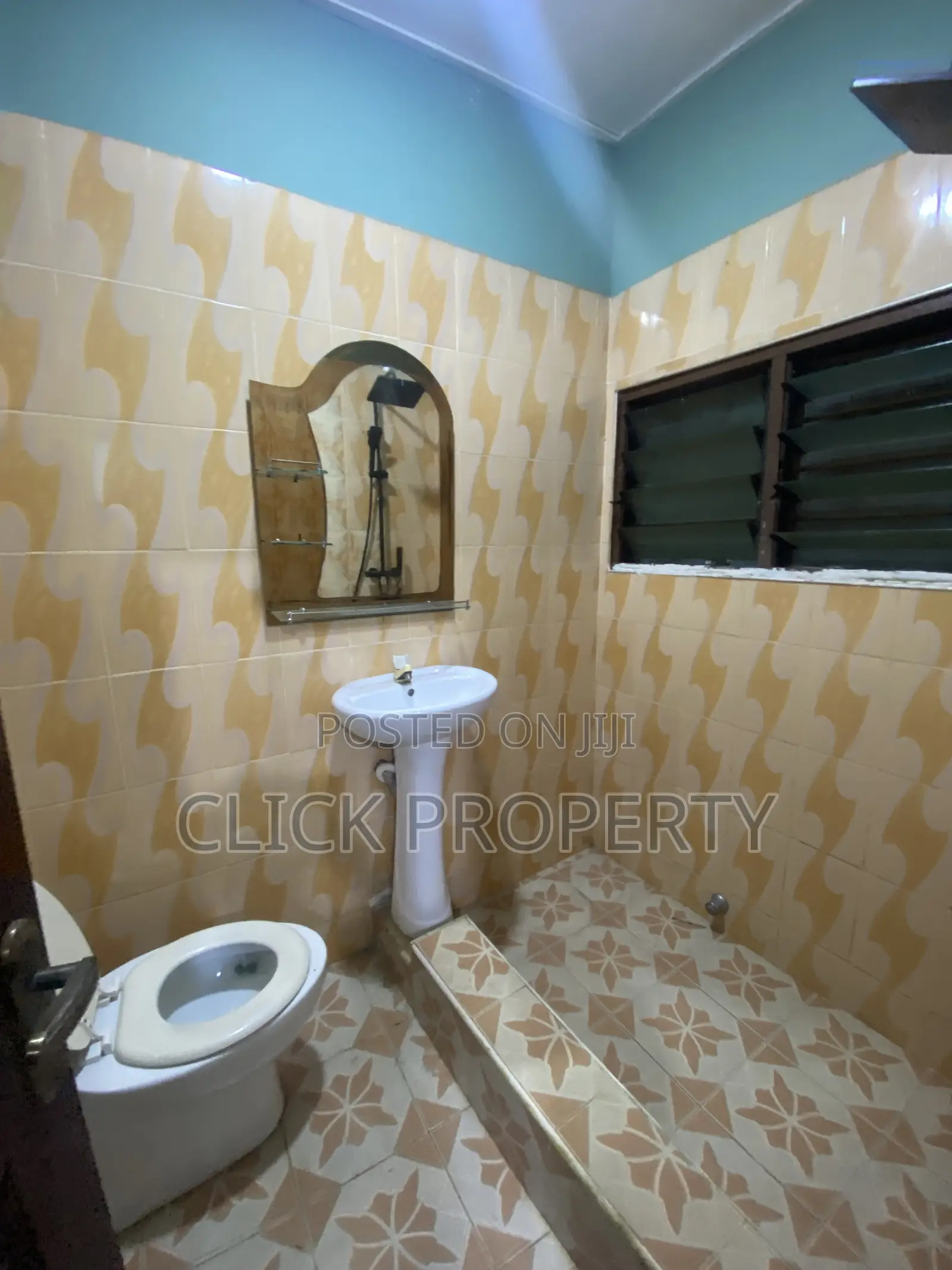 1bdrm Apartment in Click Agency, East Legon for rent