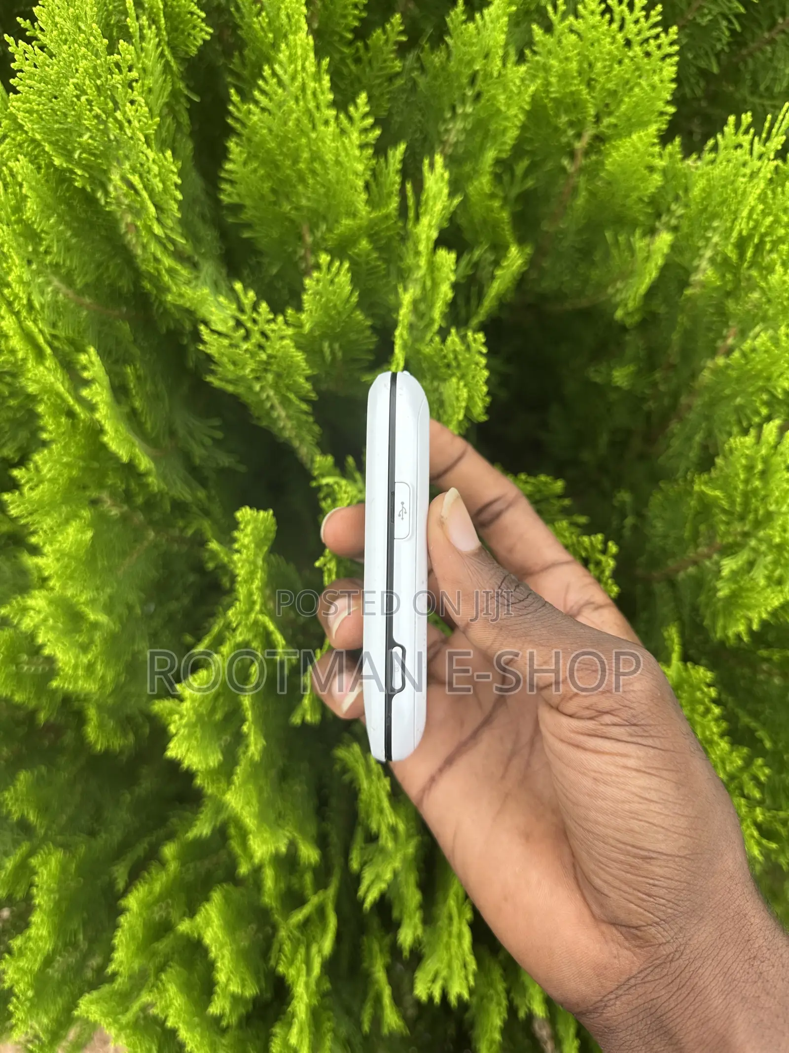 LG Town GT350 White