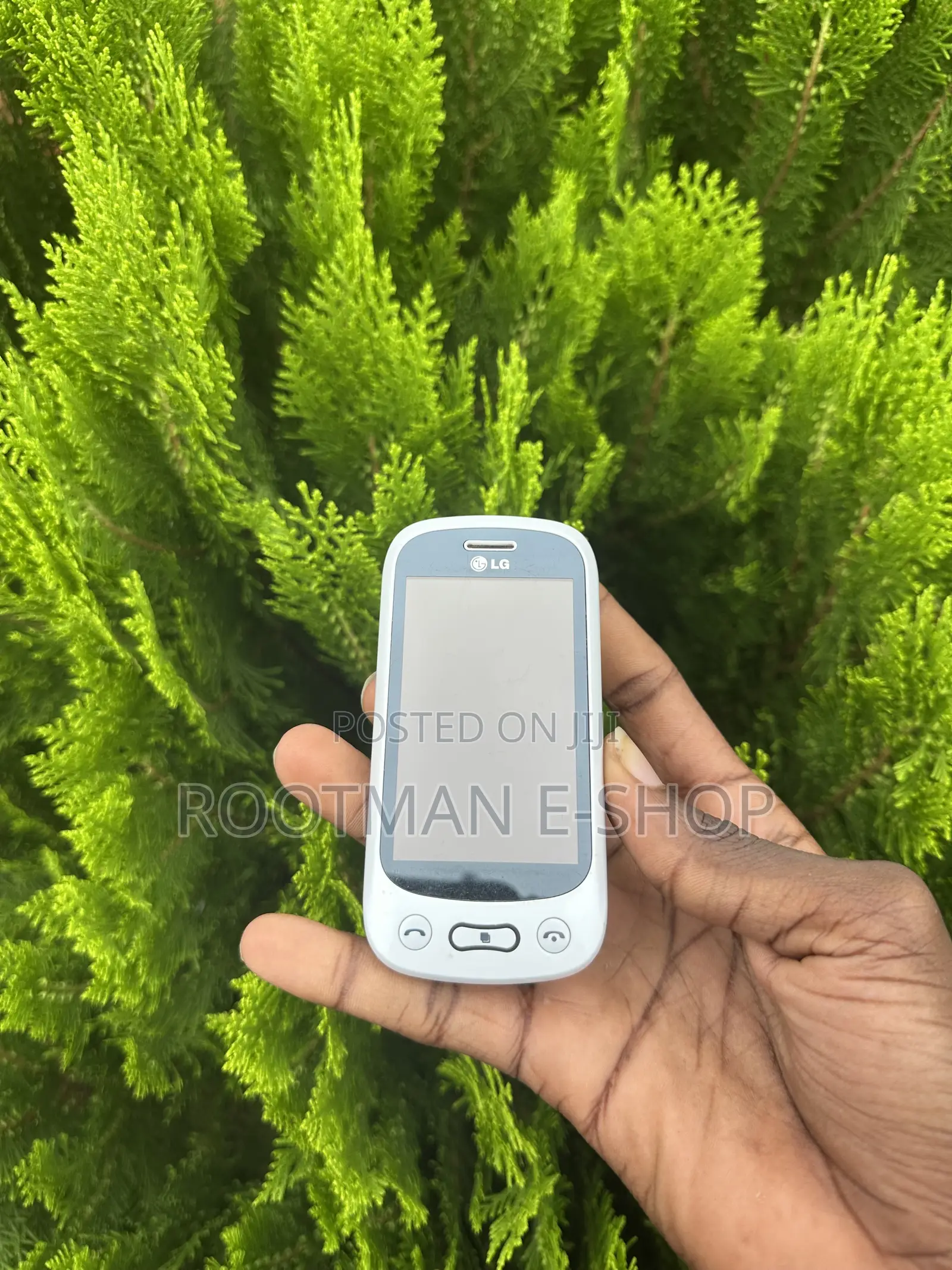 LG Town GT350 White