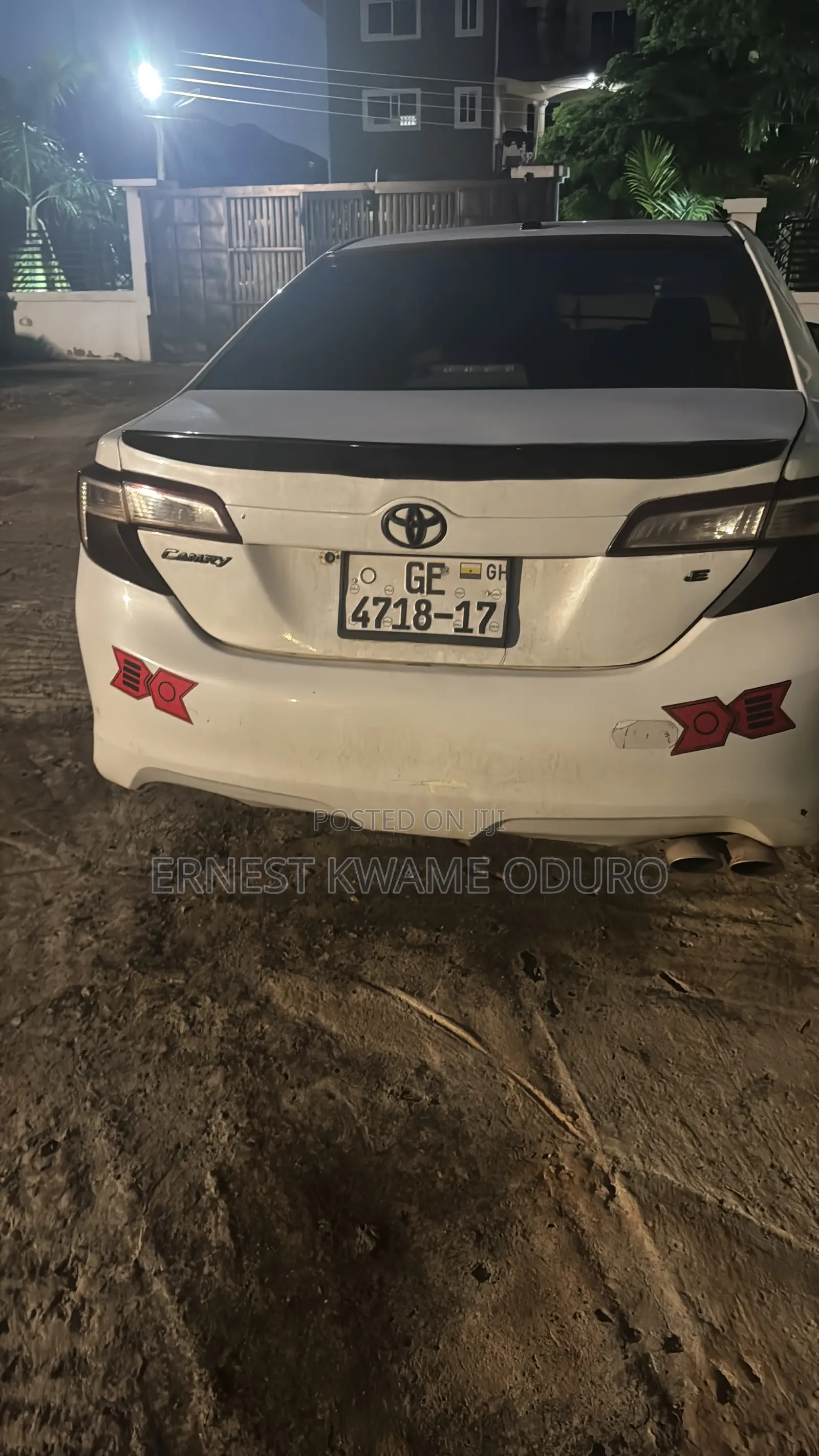 Toyota Camry LE 4dr Sedan (2.5L 4cyl 6A) 2012 White