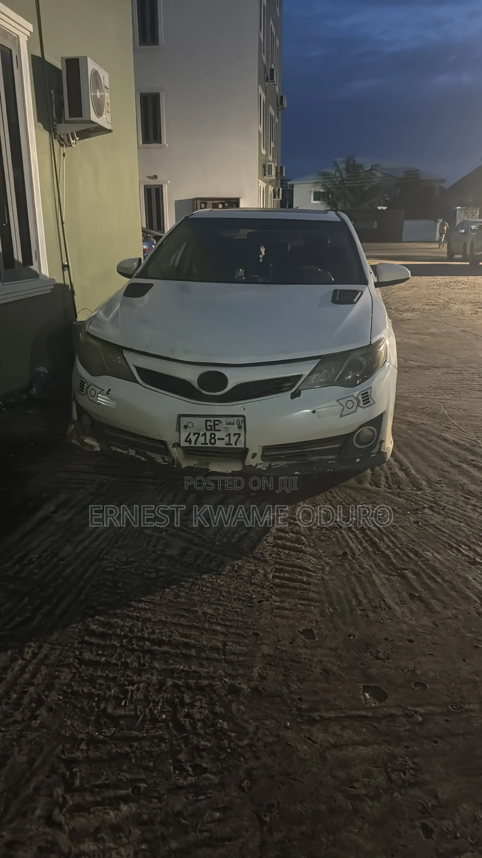 Toyota Camry LE 4dr Sedan (2.5L 4cyl 6A) 2012 White