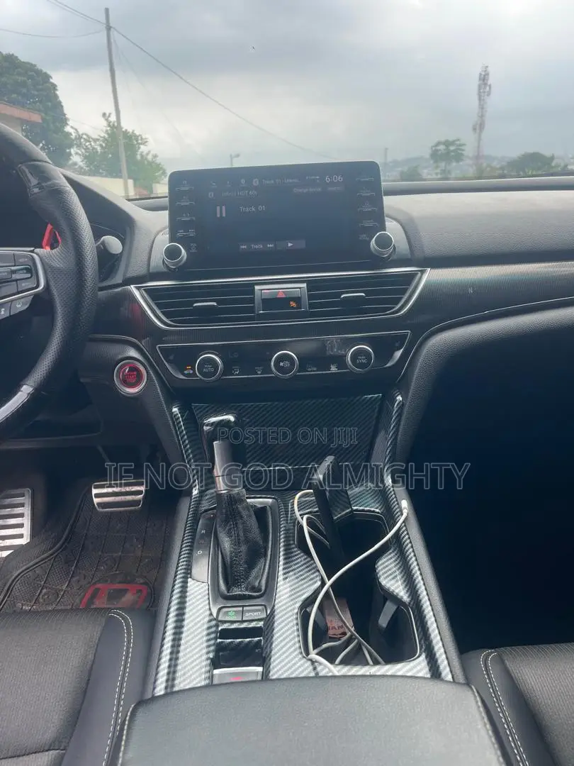 Honda Accord Sport (1.5L 4cyl Turbo 6M) 2019 White