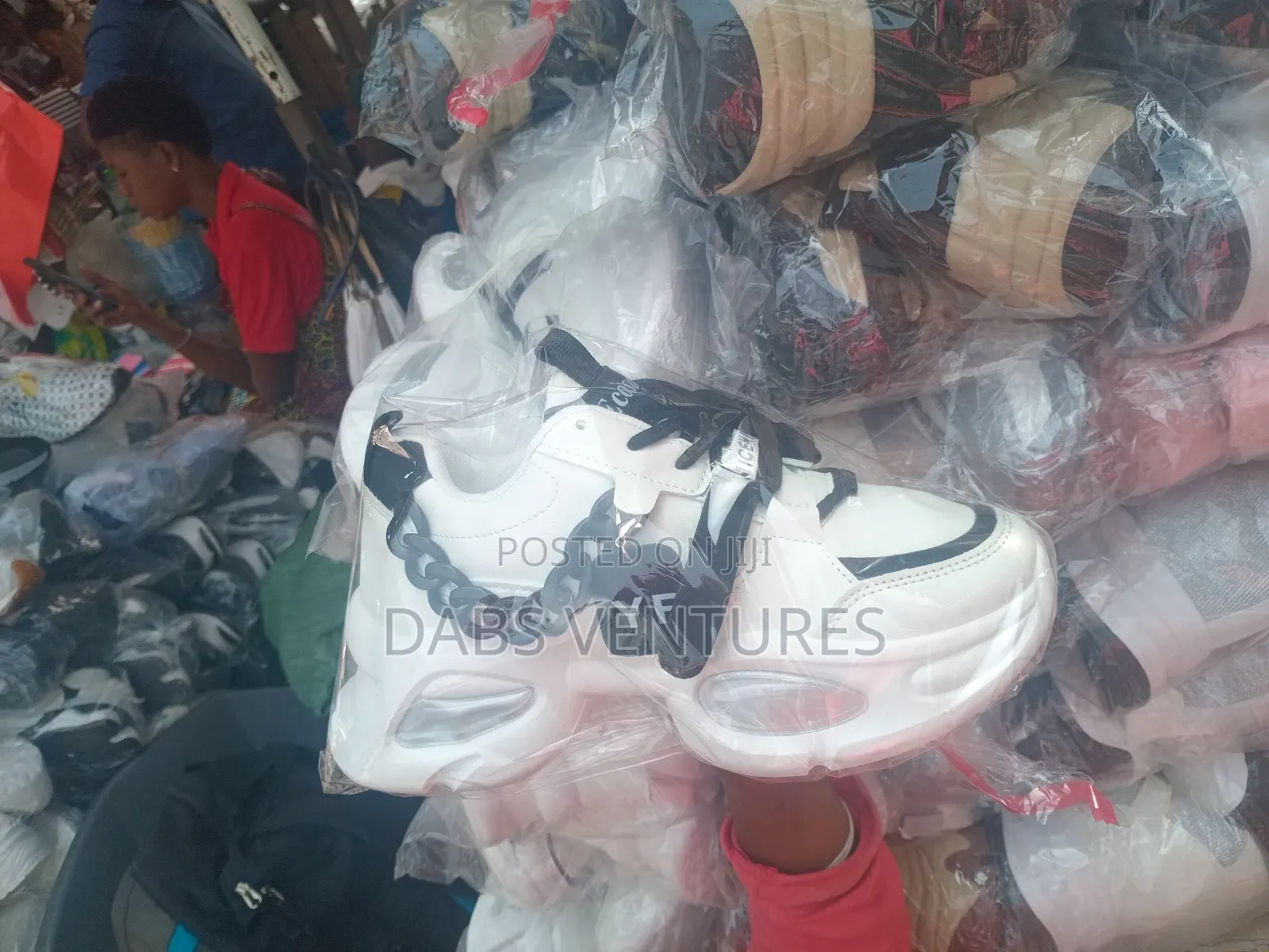 Elegant Ladies Sneakers. Size 36-42