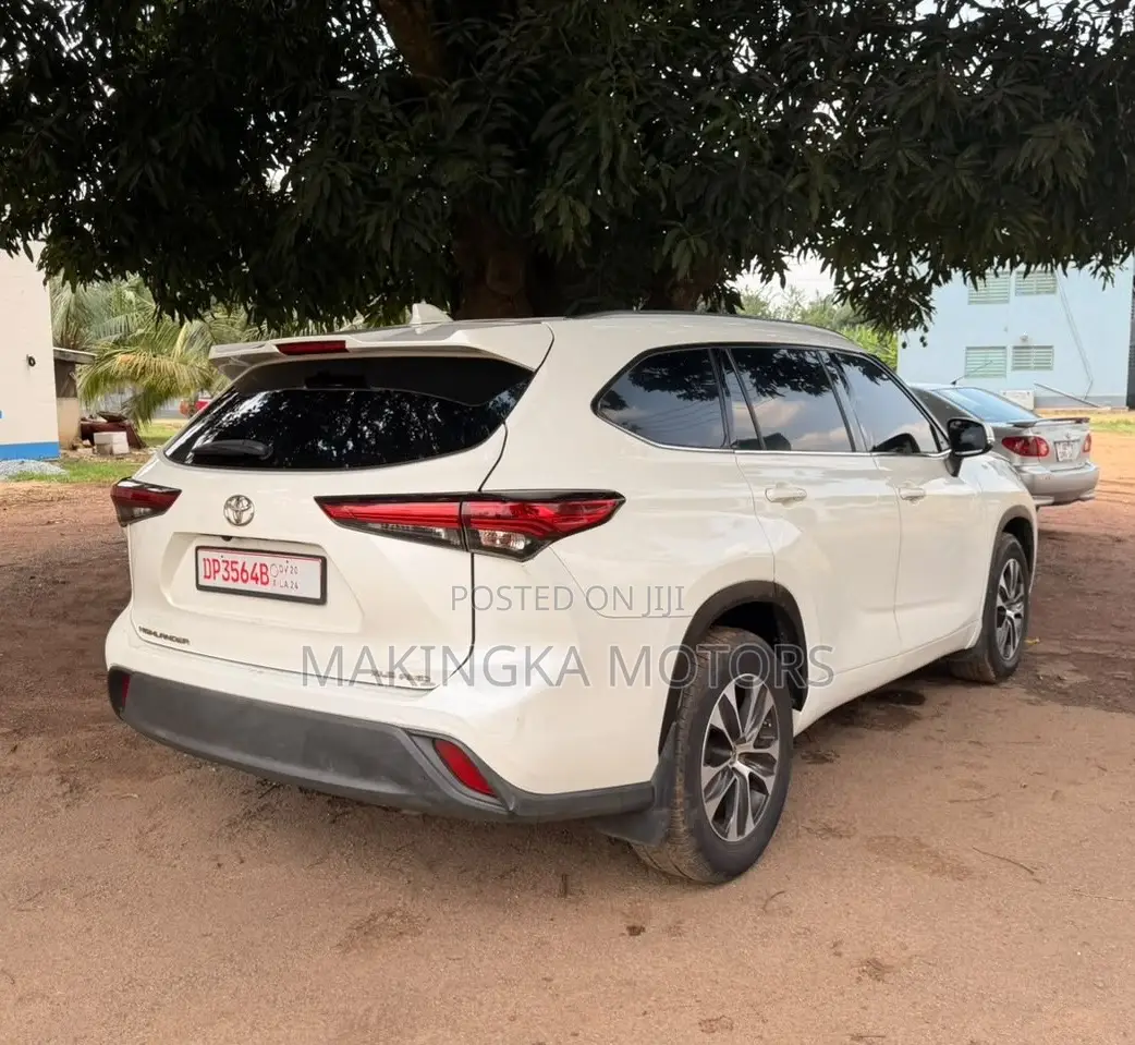 Toyota Highlander XLE AWD 2020 White