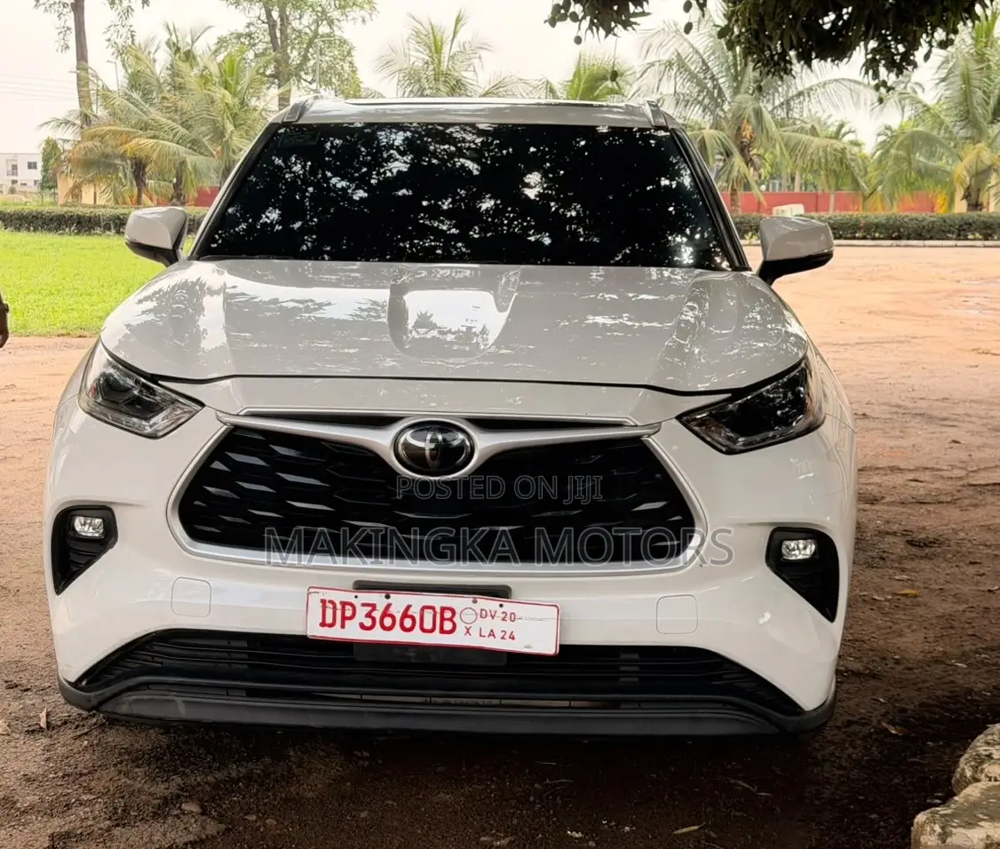 Toyota Highlander XLE AWD 2020 White