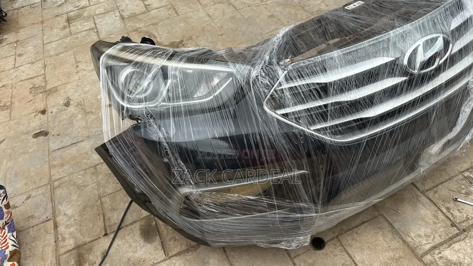 Hyndai Santafe 2016-2017 Front Cut Available
