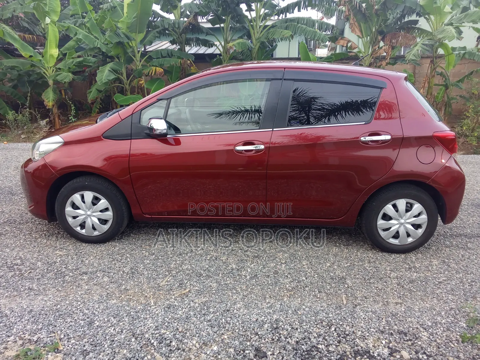 Toyota Vitz 2015 Maroon