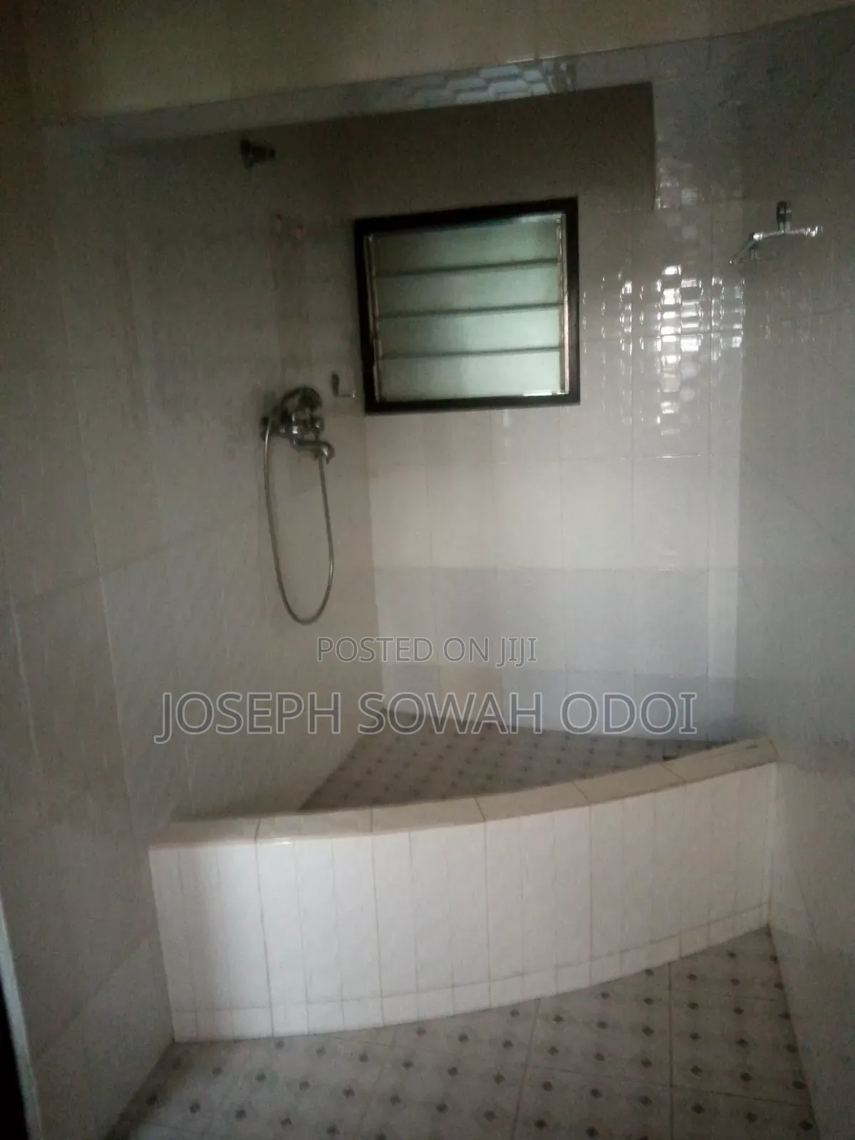 3bdrm Apartment in Odoi House, Madina for sale