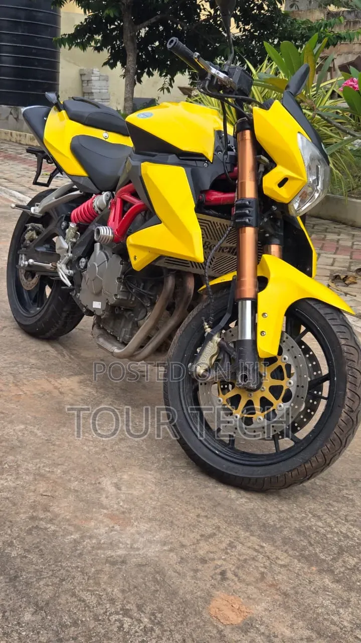 Benelli 2018 Yellow