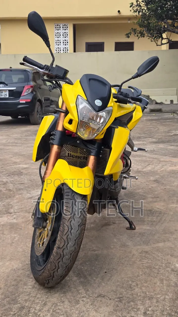 Benelli 2018 Yellow