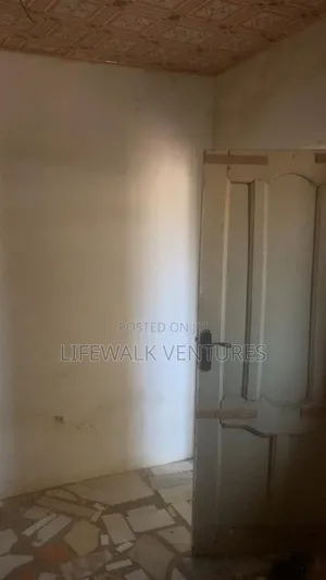 1bdrm Apartment in Islamic University, Lake Side Estate for rent
