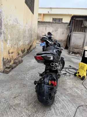 Benelli TNT 2018 Black