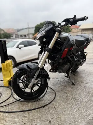 Benelli TNT 2018 Black