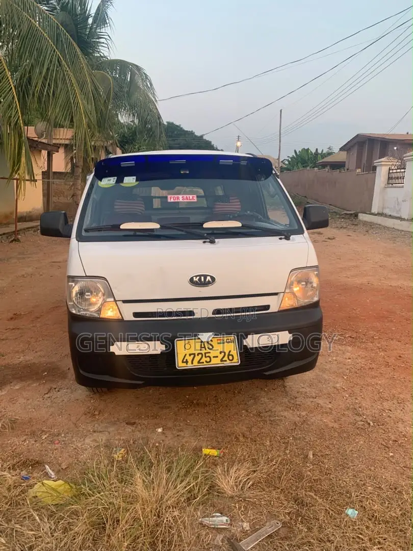 Kia Pregio