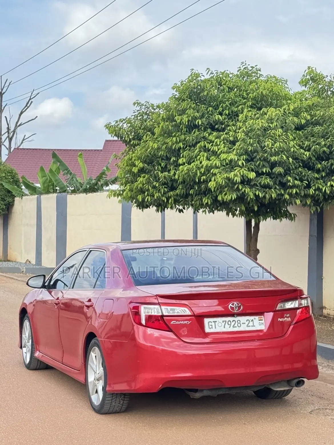 Toyota Camry SE 4dr Sedan (2.5L 4cyl 6A) 2014 Red