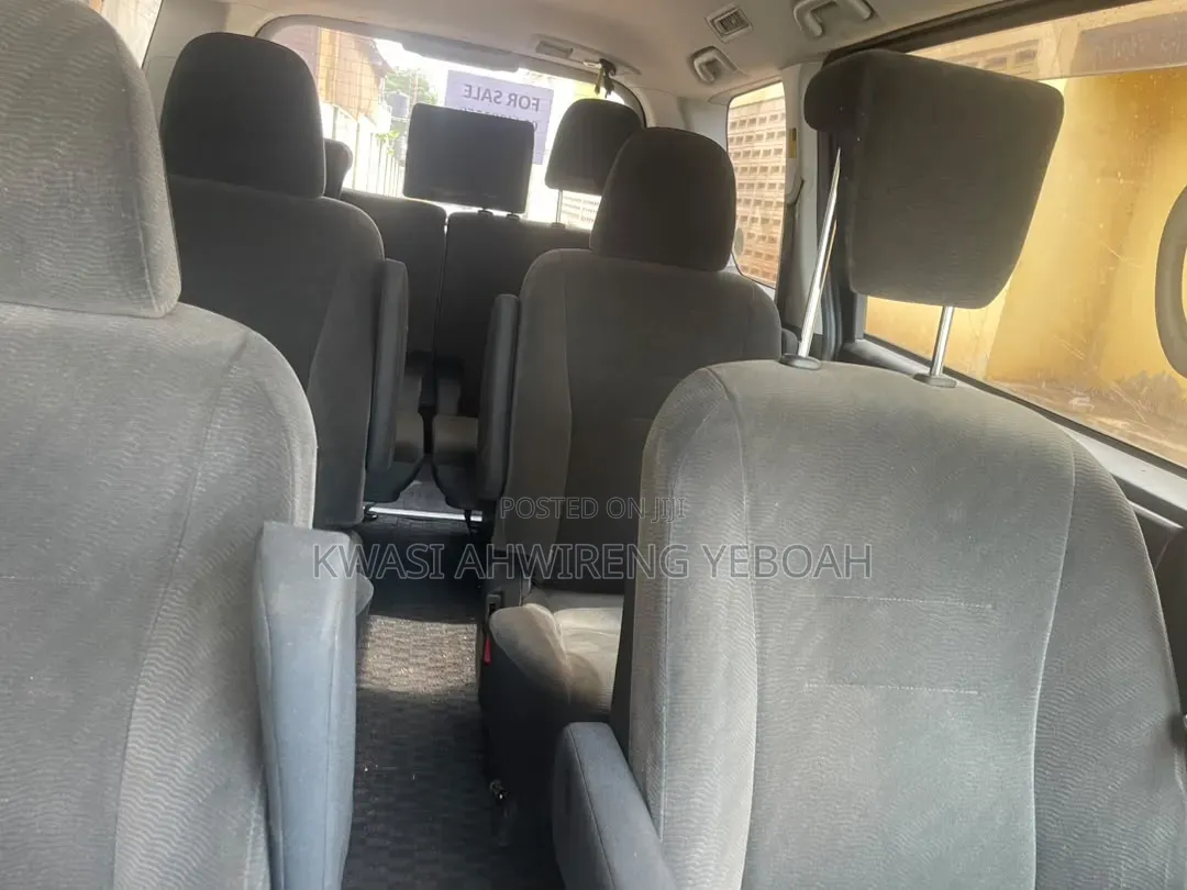 Toyota Voxy 2013 Black