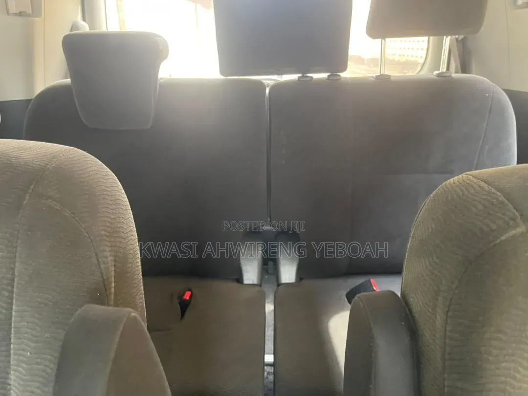 Toyota Voxy 2013 Black