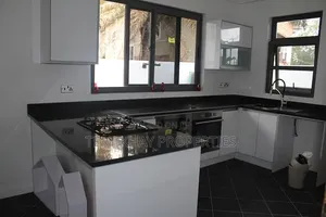 4bdrm House in Lagos Avenue, American House for sale