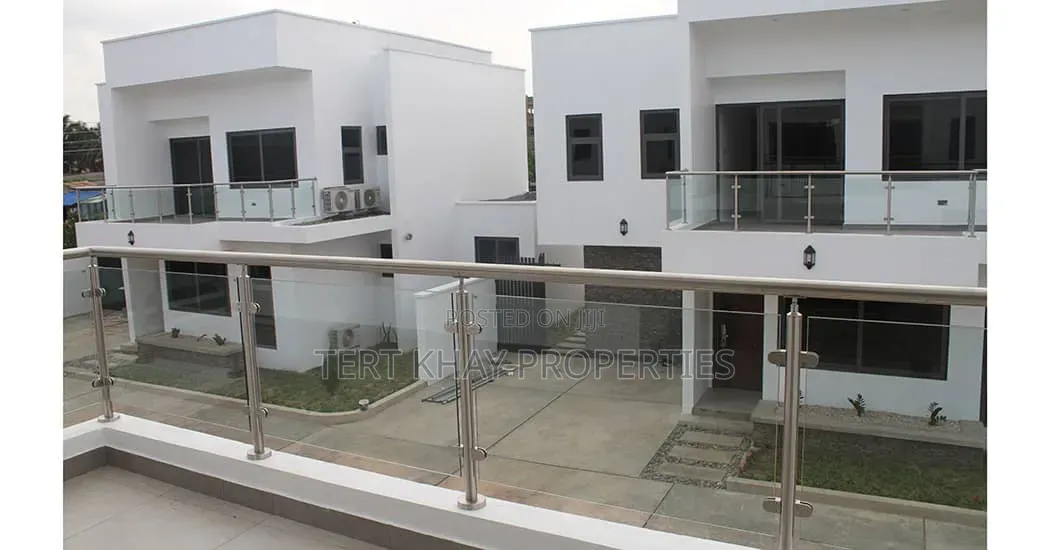 4bdrm House in Lagos Avenue, American House for sale