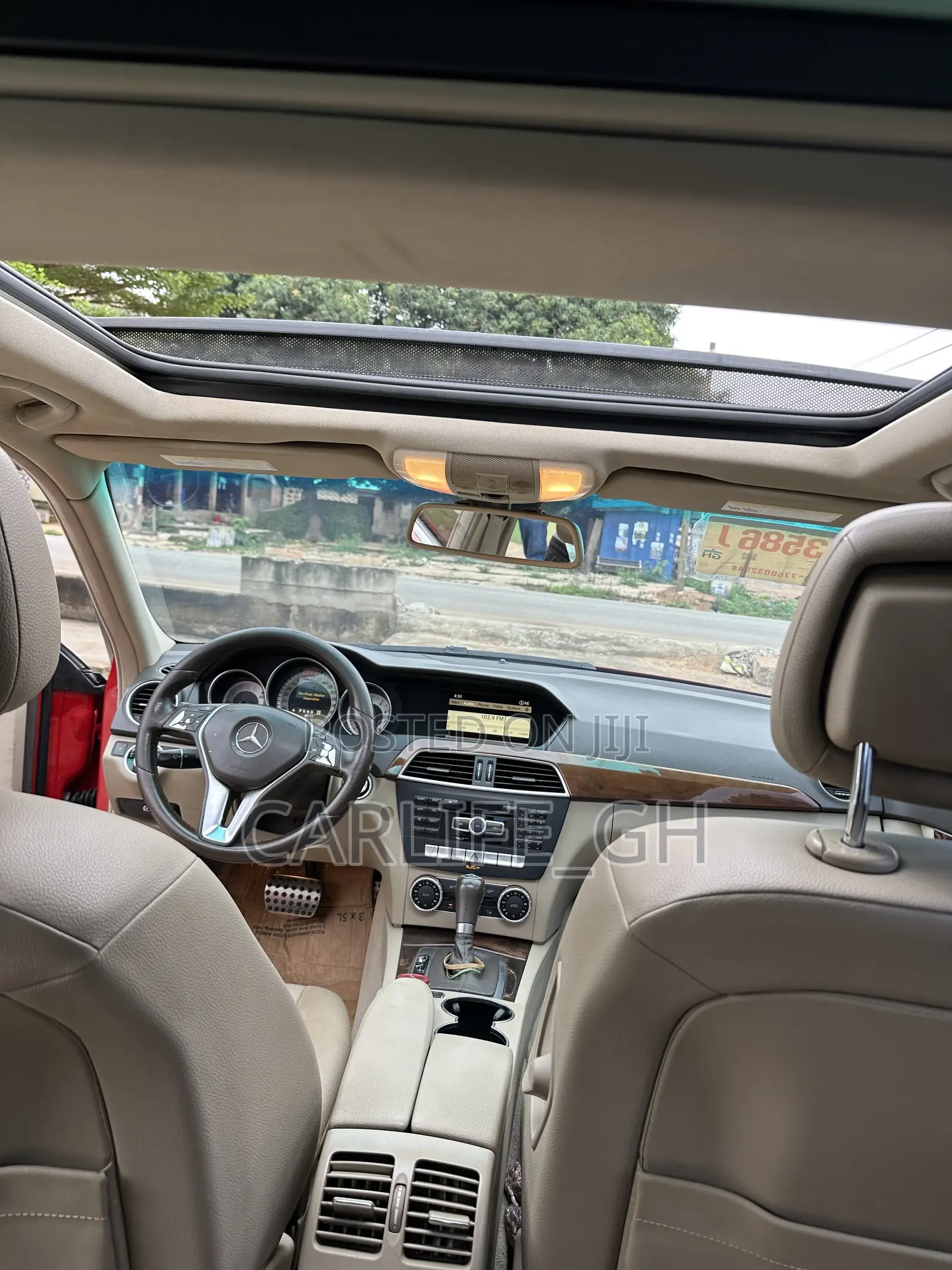 Mercedes-Benz C250 2012 Red
